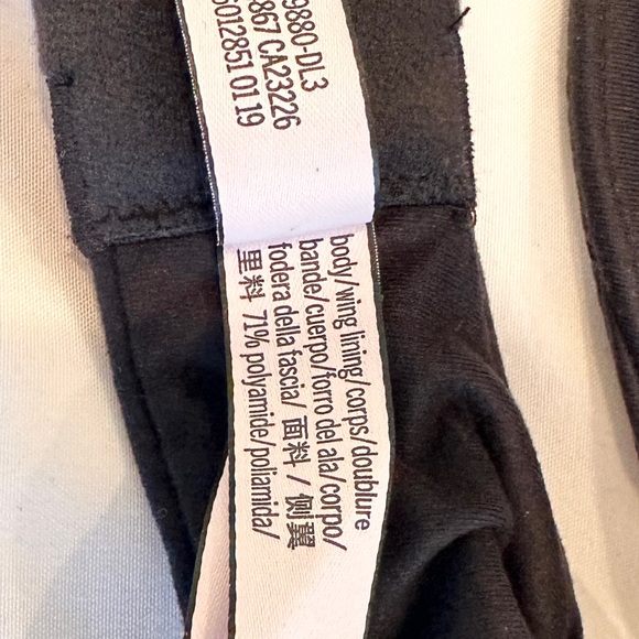 New Body by Victoria's Secret Black Scalloped Lace Bra - Picture 3 of 3